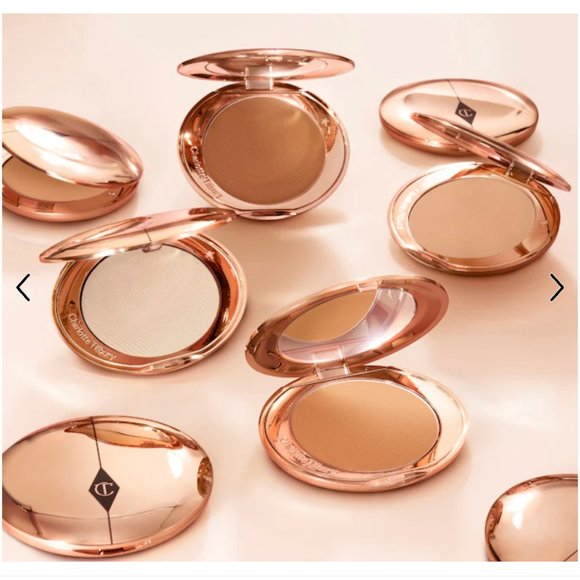 CHARLOTTE TILBURY | AIrbrush Flawless Finish Brightening Powder | Tan-Deep - Picture 2 of 3